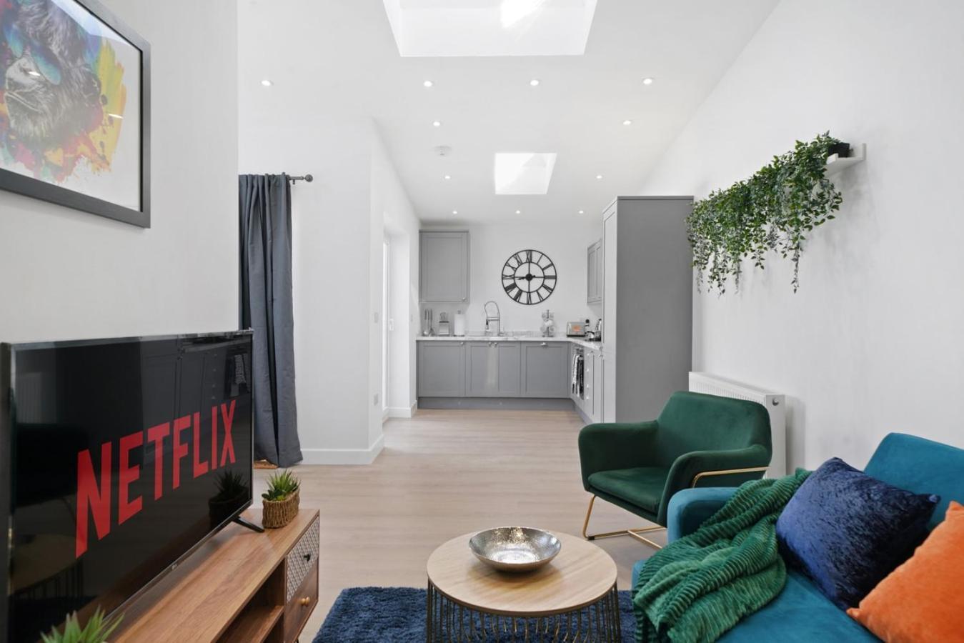 Spacious Modern Retreat - Near Temple Meads Vakantiehuis