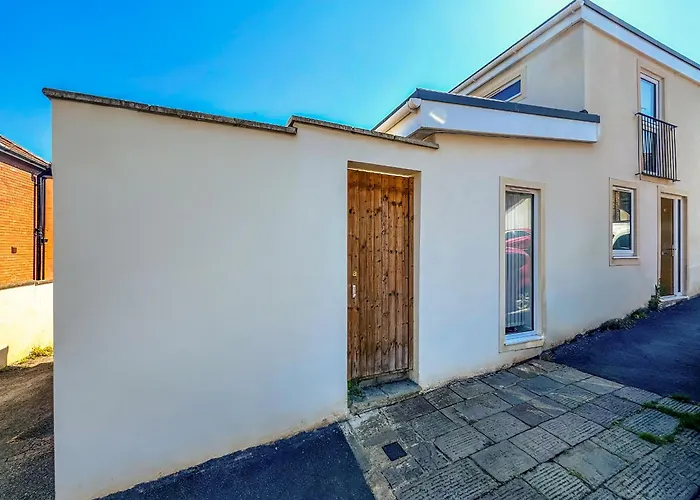 Spacious Modern Retreat - Near Temple Meads