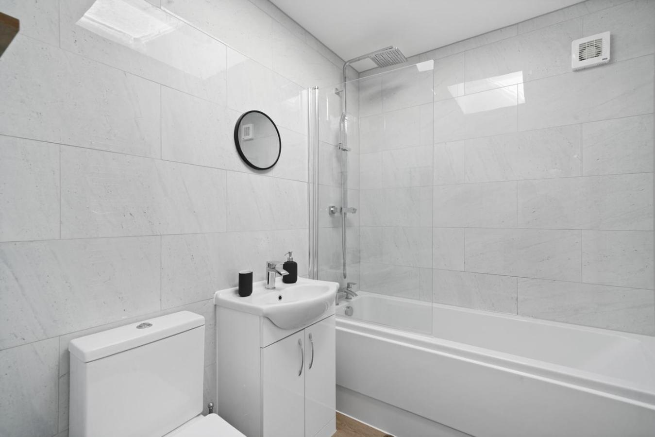 Spacious Modern Retreat - Near Temple Meads