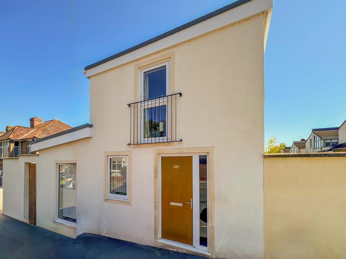 Spacious Modern Retreat - Near Temple Meads Holiday home