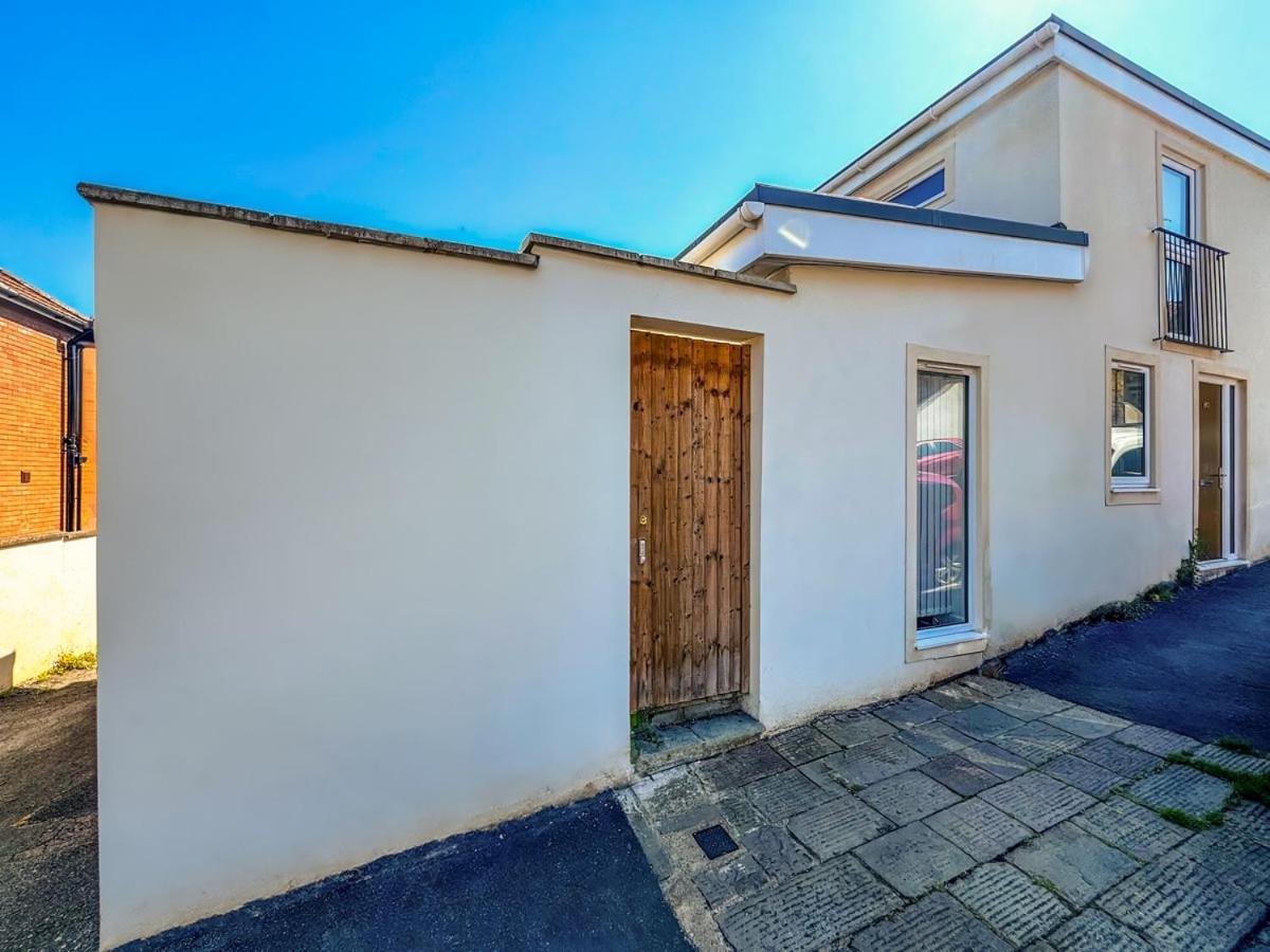 Spacious Modern Retreat - Near Temple Meads * Bristol